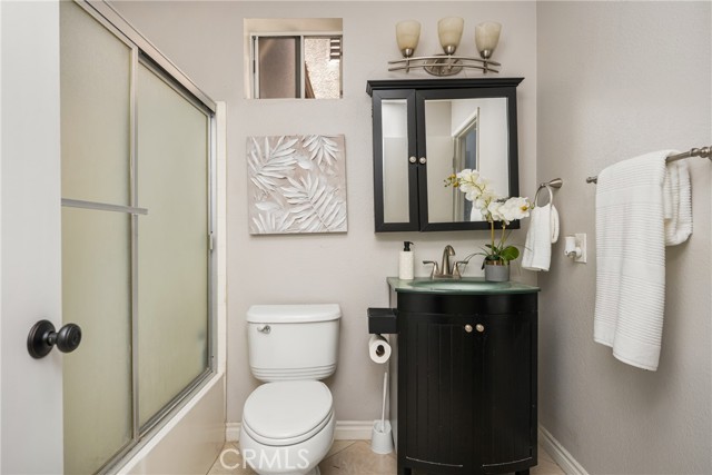 Detail Gallery Image 25 of 39 For 2564 Avenida Del #P201,  Corona,  CA 92882 - 2 Beds | 2 Baths