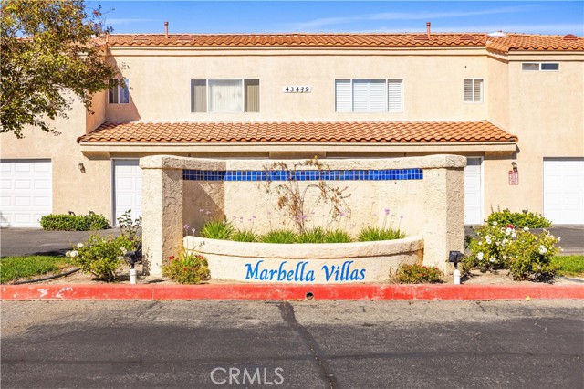 43413 30th W Street, Lancaster CA: https://media.crmls.org/medias/10dd74a1-f97c-4673-af7c-b800c88a1154.jpg