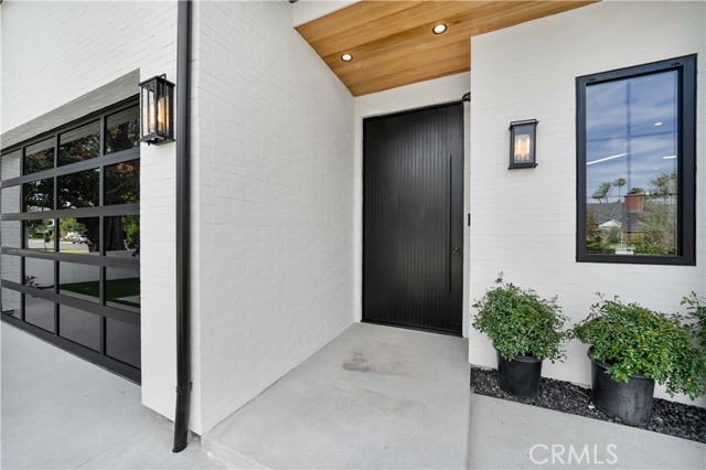 Detail Gallery Image 7 of 73 For 4919 Mammoth Ave, Sherman Oaks,  CA 91423 - 5 Beds | 6/1 Baths