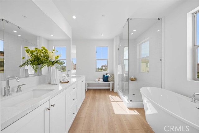 Detail Gallery Image 22 of 33 For 270 Maricopa, Irvine,  CA 92618 - 4 Beds | 2/1 Baths