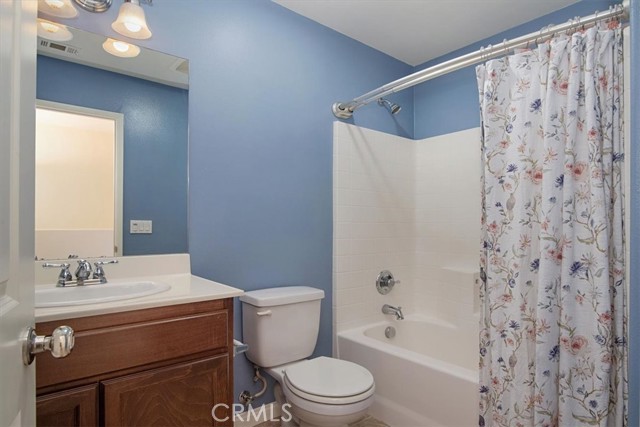 Detail Gallery Image 8 of 28 For 1311 Crown Cir, Lompoc,  CA 93436 - 4 Beds | 2/1 Baths