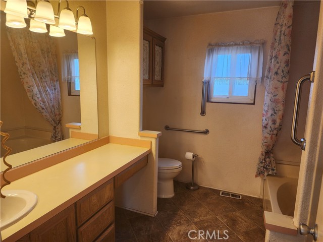 Detail Gallery Image 28 of 30 For 45465 25th St #176,  Lancaster,  CA 93535 - 3 Beds | 2 Baths