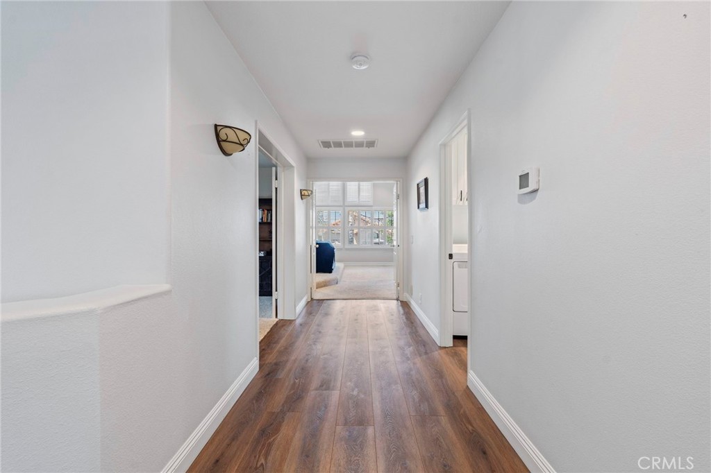 MLS #OC25192282 image #26