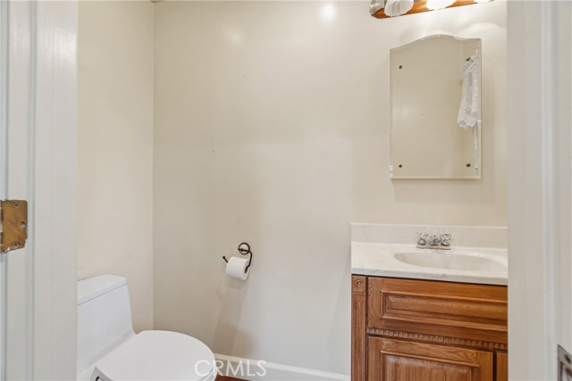 Detail Gallery Image 15 of 34 For 1820 Edgewood Dr, Alhambra,  CA 91803 - 3 Beds | 2/1 Baths