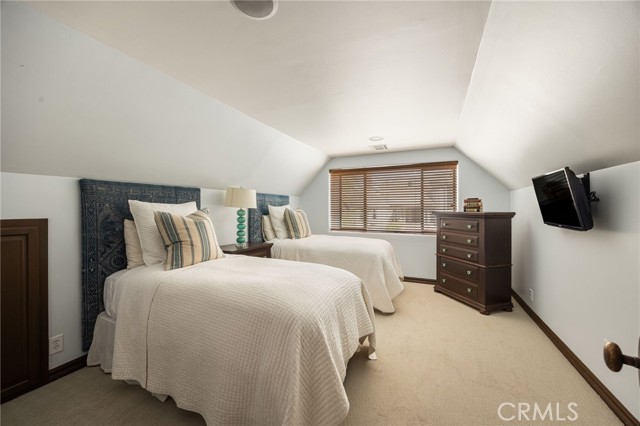 28103 Point Hamiltair, Lake Arrowhead, CA 92352