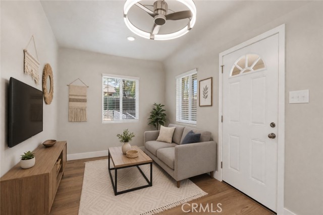 Detail Gallery Image 5 of 31 For 410 W M St, Colton,  CA 92324 - 2 Beds | 1 Baths