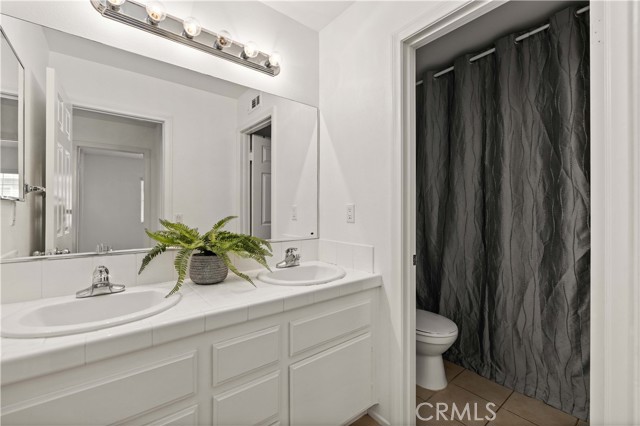 43342 Harbor, Lancaster CA: https://media.crmls.org/medias/10e217f2-5c4f-4247-94b7-6ee5edeb4841.jpg
