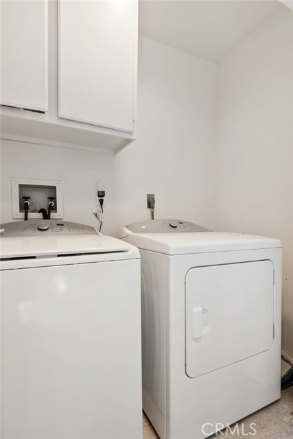 Detail Gallery Image 21 of 43 For 4827 Matteo, Oak Park,  CA 91377 - 3 Beds | 3 Baths