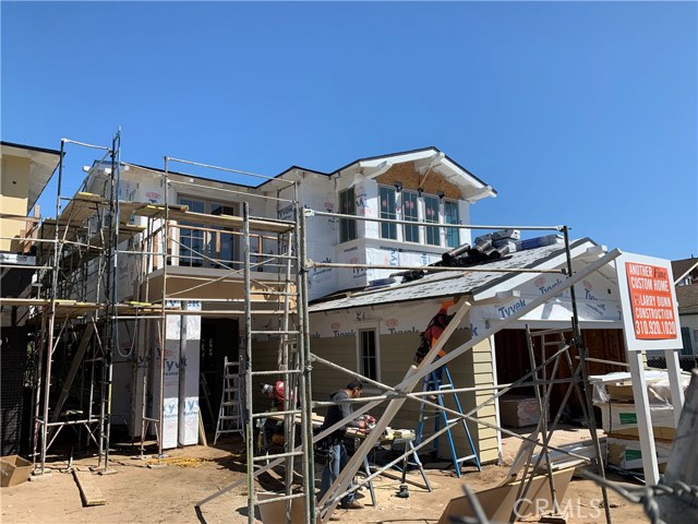 3000 Pacific, Manhattan Beach, California 90266, 5 Bedrooms Bedrooms, ,4 BathroomsBathrooms,For Sale,Pacific,SB19061477
