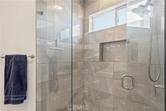 Image 18 of 28 For 65352 Rolling Hills