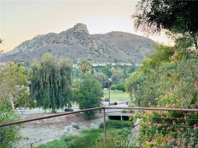 24308 Highlander, West Hills CA: https://media.crmls.org/medias/10e7cb2c-dd12-44a6-ac22-14460b88b8c4.jpg
