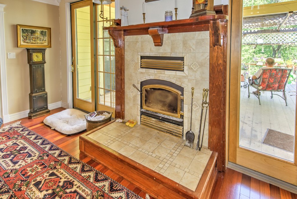 10230 Salmina Road Kelseyville CA 95451