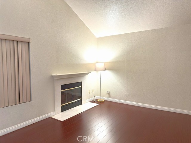 Detail Gallery Image 3 of 9 For 3707 Legato Ct #D212,  Pomona,  CA 91766 - 2 Beds | 2 Baths