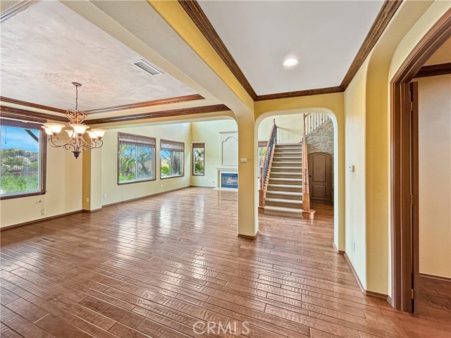 Detail Gallery Image 8 of 11 For 7786 Sanctuary Dr, Corona,  CA 92883 - 4 Beds | 3/1 Baths