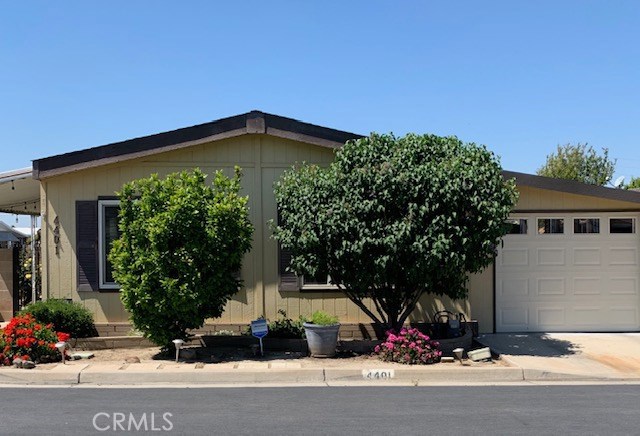 4401 Camelot Place, Bakersfield CA: https://media.crmls.org/medias/10ea3a4c-e1db-40a2-ba91-301c09543739.jpg