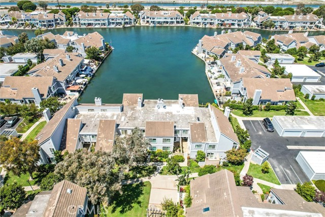 Detail Gallery Image 62 of 75 For 16123 Saint Croix Cir, Huntington Beach,  CA 92649 - 3 Beds | 2/1 Baths