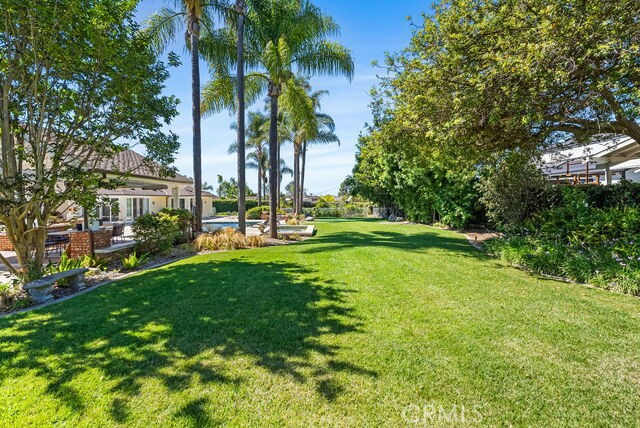 11581 Arroyo Avenue, North Tustin CA: https://media.crmls.org/medias/10eb9c4e-2286-4270-8f11-4812d60c883e.jpg