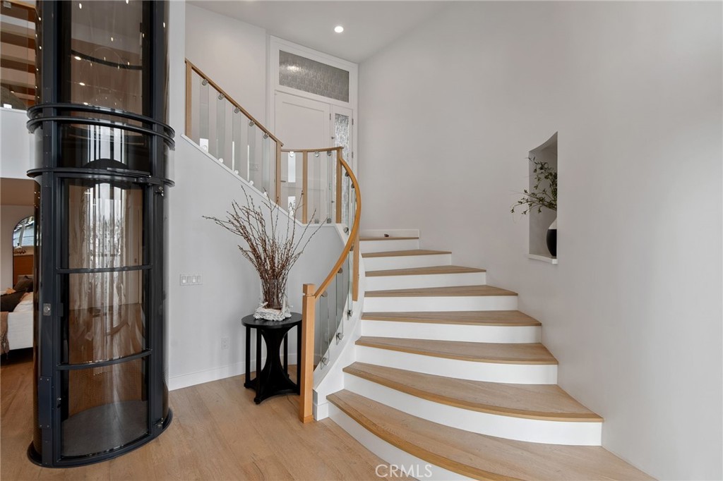 MLS #OC25257437 image #9