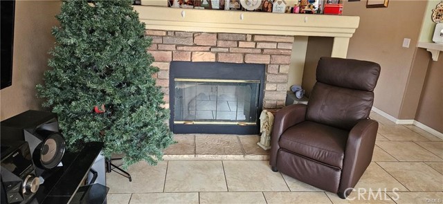 Detail Gallery Image 3 of 13 For 26461 Prairie Ln, Moreno Valley,  CA 92555 - 3 Beds | 2 Baths