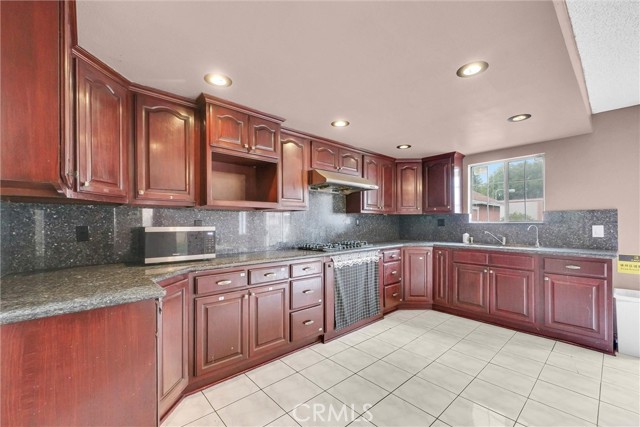 3855 Gilman Rd, El Monte CA: https://media.crmls.org/medias/10ecadf0-968c-42d3-8387-fa7f9288982b.jpg