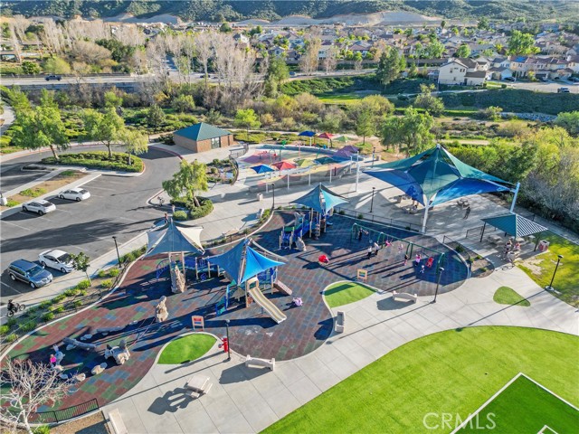 Detail Gallery Image 34 of 39 For 34229 Larksburg Ct, Lake Elsinore,  CA 92532 - 5 Beds | 3 Baths