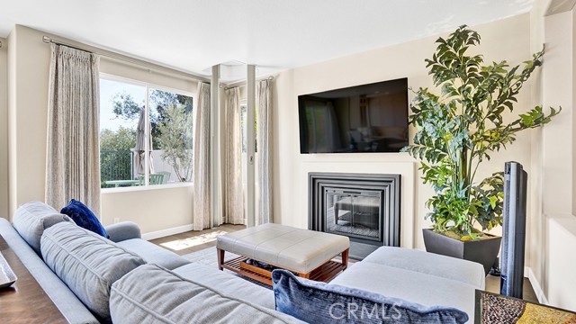 Detail Gallery Image 9 of 33 For 12 Dornoch Way, Coto de Caza,  CA 92679 - 3 Beds | 3 Baths