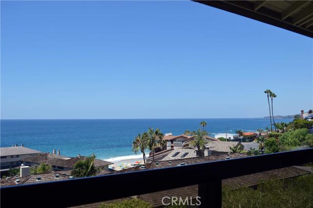 40 Blue Lagoon, Laguna Beach CA: https://media.crmls.org/medias/10ee7ea8-f9c6-494c-8c40-14d9f4697e41.jpg