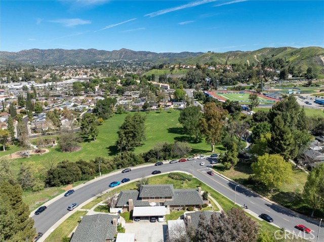 Detail Gallery Image 11 of 47 For 28888 Conejo View Dr, Agoura Hills,  CA 91301 - 2 Beds | 2 Baths