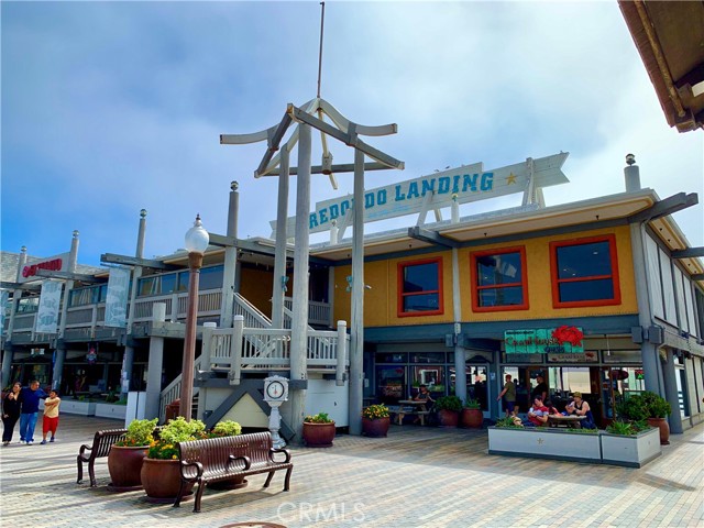 Redondo Beach Pier - Restaurants
