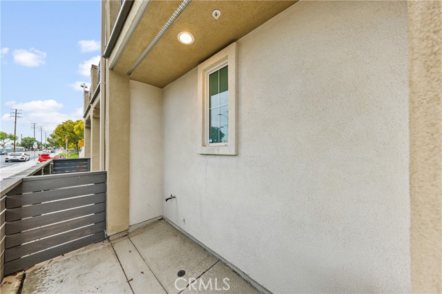 Detail Gallery Image 23 of 29 For 2560 Valentina Way #2,  Commerce,  CA 90040 - 3 Beds | 3 Baths
