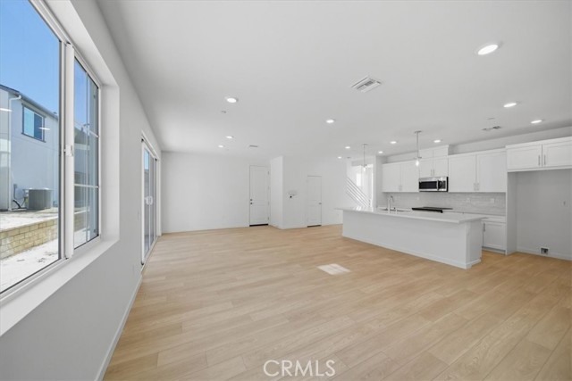 Detail Gallery Image 3 of 26 For 4822 W Beltramo Ranch Rd, Moorpark,  CA 93021 - 4 Beds | 3 Baths