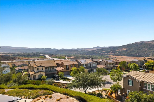65 Listo Street, Rancho Mission Viejo CA: https://media.crmls.org/medias/10f15387-f5b0-46a5-a002-3f09a67e2ba3.jpg