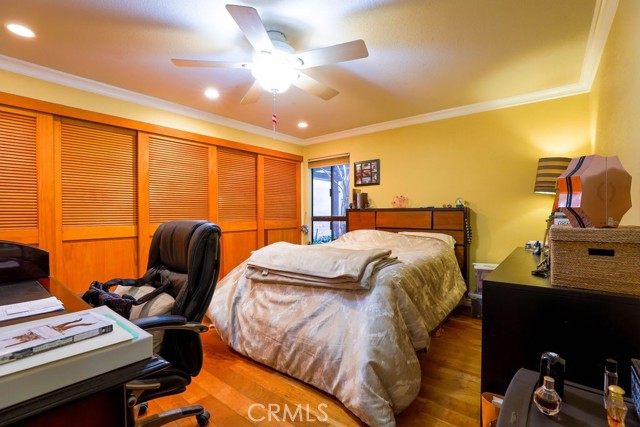 Detail Gallery Image 5 of 26 For 5103 Marina Pacifica Drive South #KEY# 20,  Long Beach,  CA 90803 - 1 Beds | 1 Baths