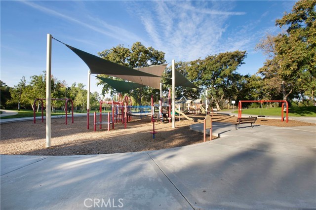 Detail Gallery Image 21 of 24 For 25671 Le Parc #1,  Lake Forest,  CA 92630 - 1 Beds | 1 Baths