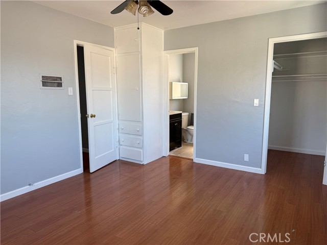 Detail Gallery Image 8 of 14 For 1170 E 55th St #1,  Long Beach,  CA 90805 - 2 Beds | 1 Baths