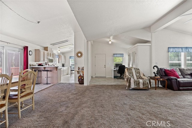 16713 Caribou Drive, Pine Mountain Club CA: https://media.crmls.org/medias/10f1df40-90b2-4ac8-a7c1-5291a8fb7b81.jpg