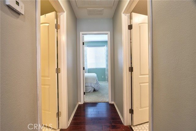 Detail Gallery Image 19 of 51 For 39883 S Creek Cir, Murrieta,  CA 92563 - 5 Beds | 3/1 Baths