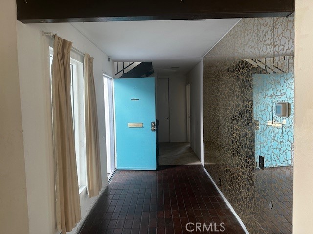 Detail Gallery Image 4 of 26 For 5519 S La Cienega, Los Angeles,  CA 90056 - 3 Beds | 2 Baths