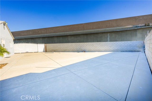 2312 Flores Street, San Bernardino CA: https://media.crmls.org/medias/10f3f37f-c6e7-4caf-abb2-3f82e18facfc.jpg