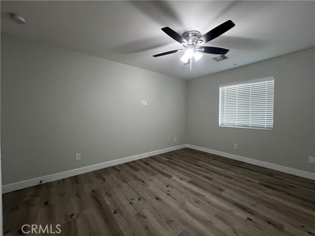 10165 E Avenue S10, Littlerock CA: https://media.crmls.org/medias/10f4686d-47ee-41d0-9772-06ec2a4b33f0.jpg