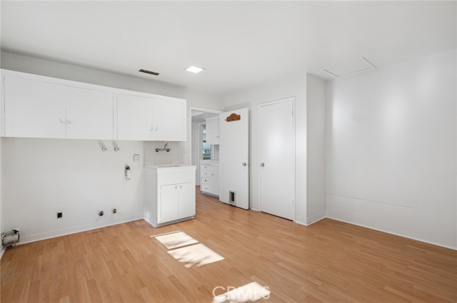 Detail Gallery Image 17 of 40 For 1727 Galatea Ter, Corona Del Mar,  CA 92625 - 3 Beds | 2 Baths