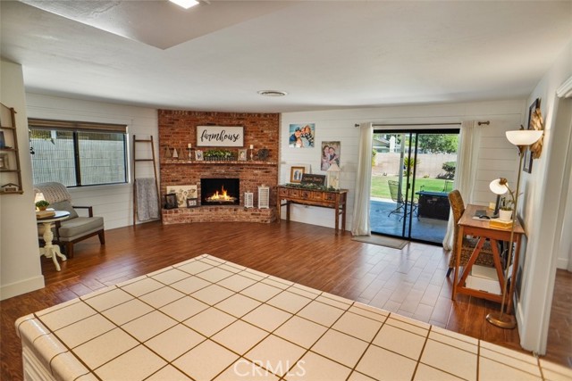 Detail Gallery Image 10 of 27 For 7804 Revelstoke Way, Bakersfield,  CA 93309 - 3 Beds | 2 Baths