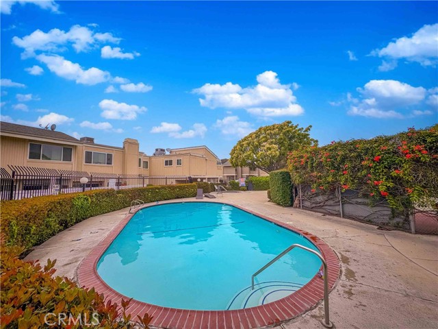 1363 San Simeon Court, Ventura CA: https://media.crmls.org/medias/10f67de4-337e-4d63-8b45-2a6946bd871b.jpg