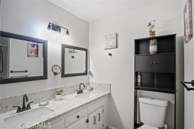 372 Terri Drive, Atwater CA: https://media.crmls.org/medias/10f7fbbb-1318-48f7-a43c-438475b59804.jpg