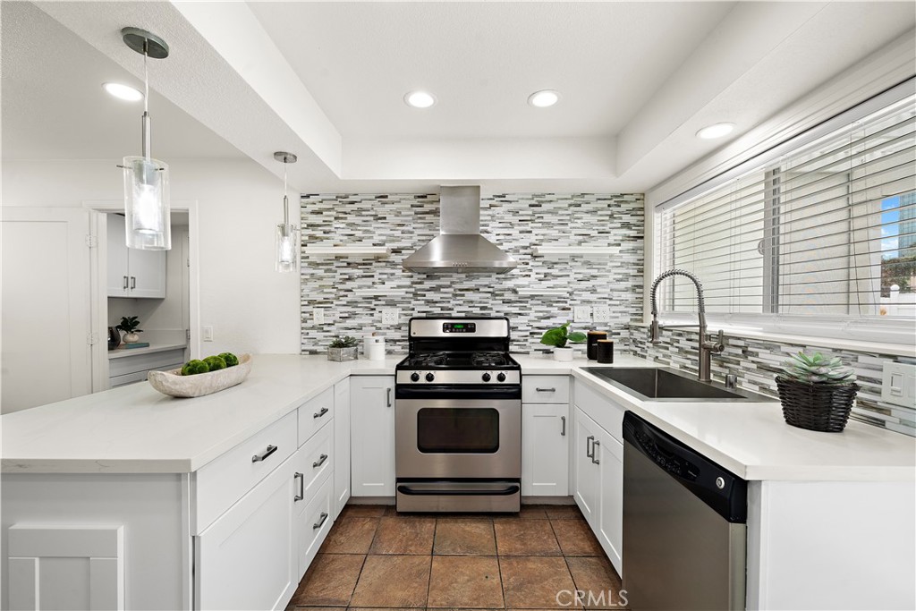 MLS #OC26139737 image #9