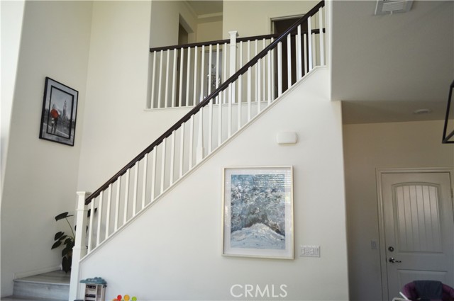Detail Gallery Image 13 of 30 For 7053 Montecito Ln, Corona,  CA 92880 - 4 Beds | 3/1 Baths