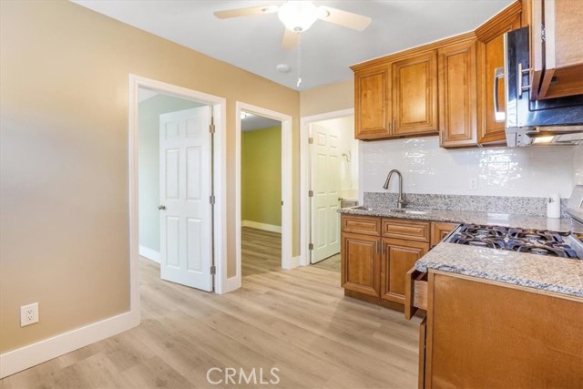 13737 Mercer Street, Pacoima CA: https://media.crmls.org/medias/10f8665b-e07c-4282-aa26-2cd2977a69f7.jpg
