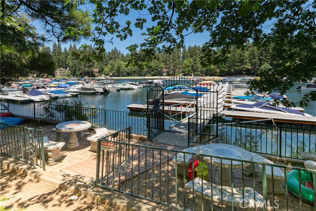 0 MBM 12, Slip 19, Lake Arrowhead CA: https://media.crmls.org/medias/10f8a127-4cd4-4940-bf99-1b52164d9f8a.jpg