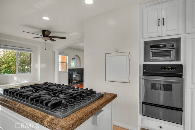 Detail Gallery Image 15 of 50 For 4113 Highland, Manhattan Beach,  CA 90266 - 4 Beds | 3/1 Baths