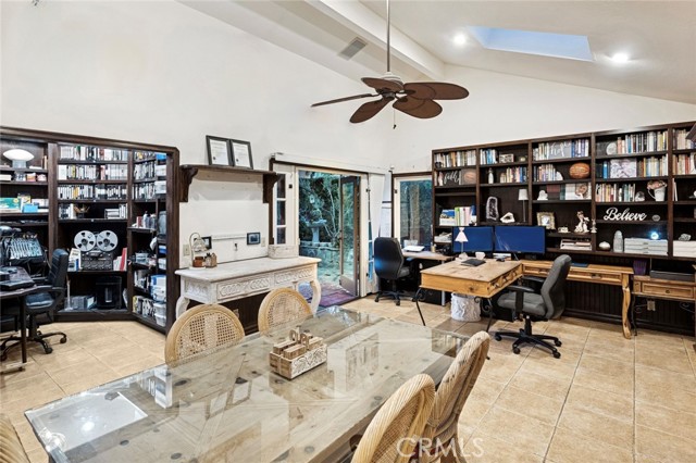 Detail Gallery Image 14 of 29 For 30951 via Errecarte, San Juan Capistrano,  CA 92675 - 5 Beds | 3 Baths